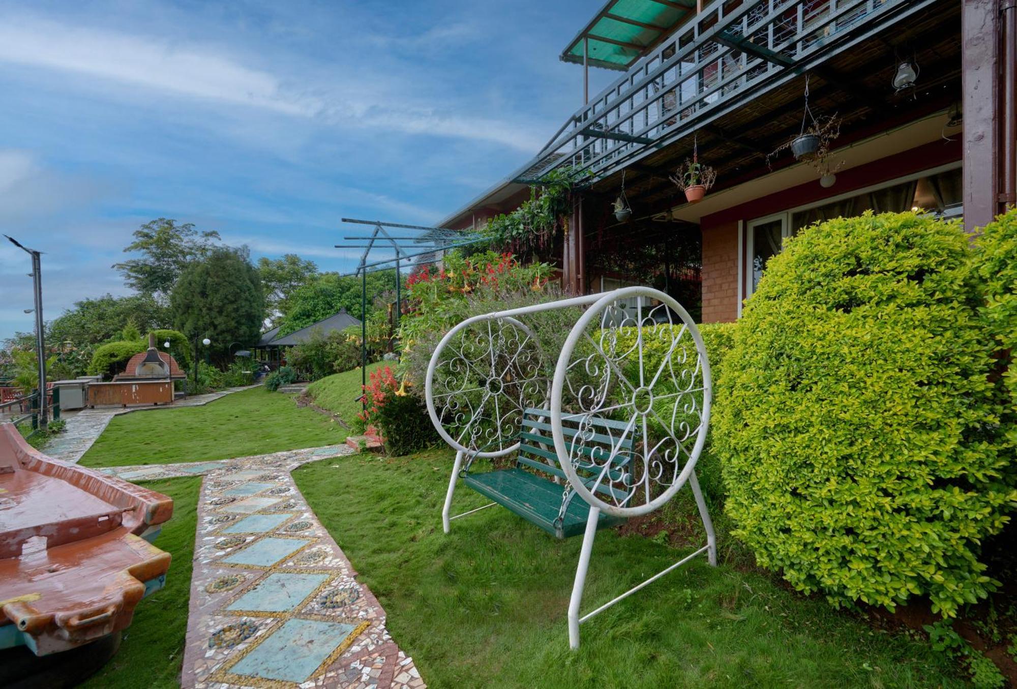 De Rock Jungle Living Resort Coonoor Esterno foto