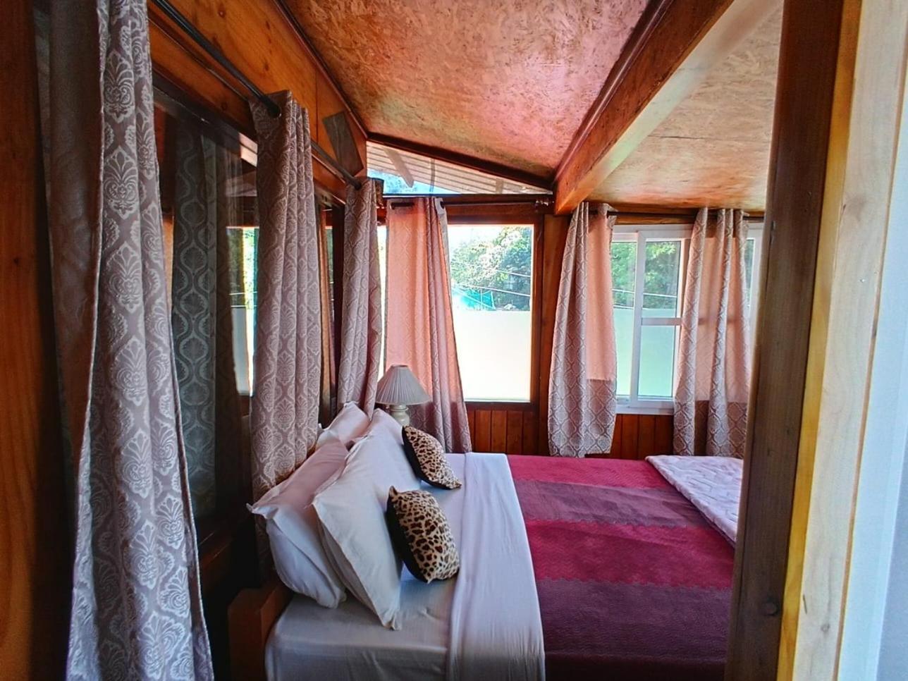 De Rock Jungle Living Resort Coonoor Esterno foto