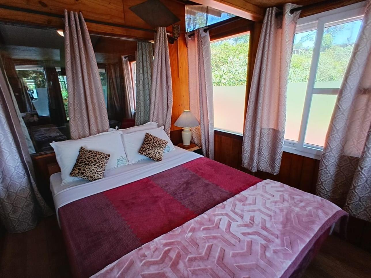 De Rock Jungle Living Resort Coonoor Esterno foto